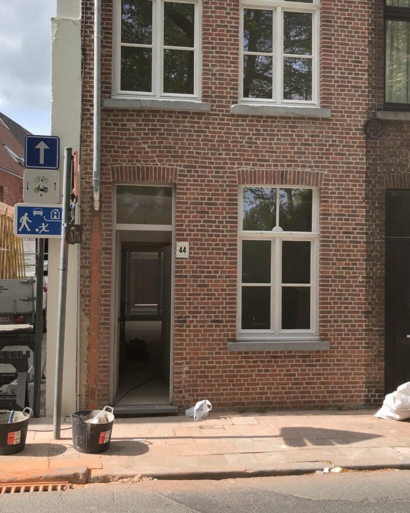 schrijnwerk raamframe wit
